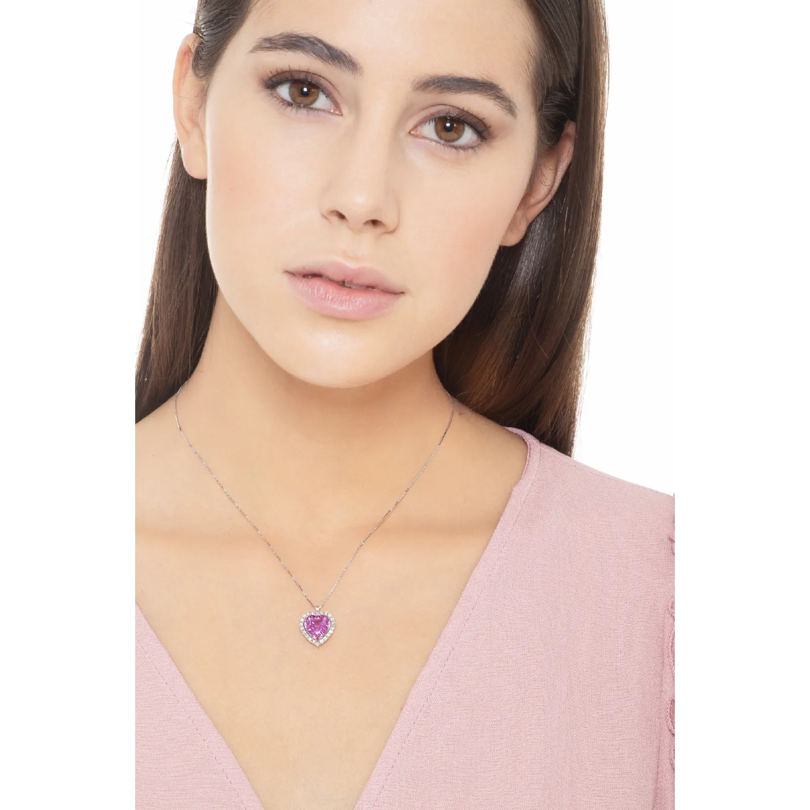Collana in oro bianco 18k con ciondolo a cuore con zaffiro rosa e contorno in diamanti